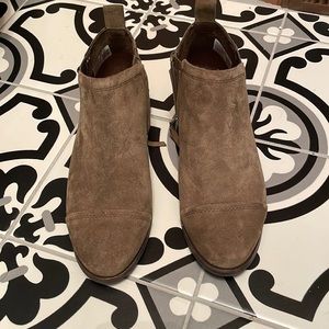 Toms booties